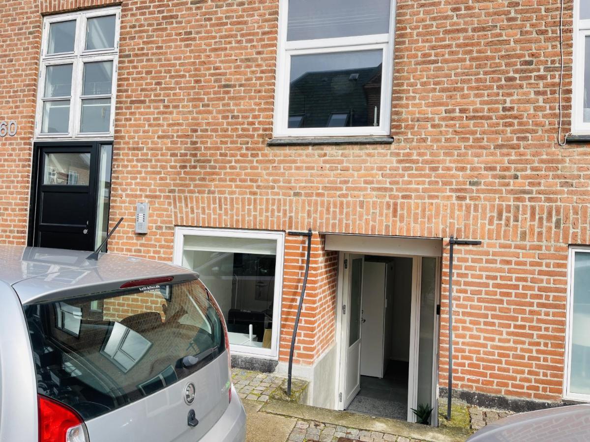 Aday - Charming Studio Close To The Football Stadium Aalborg Zewnętrze zdjęcie